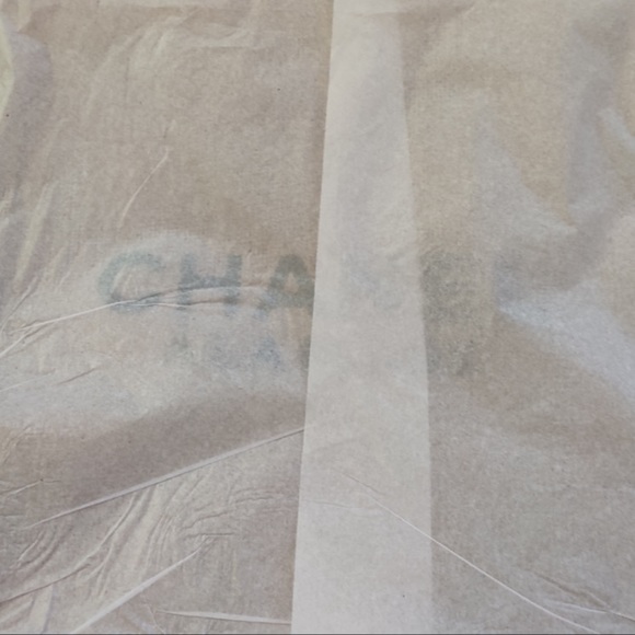 CHANEL TOTE BAG | EVENT GIFT - Picture 5 of 6